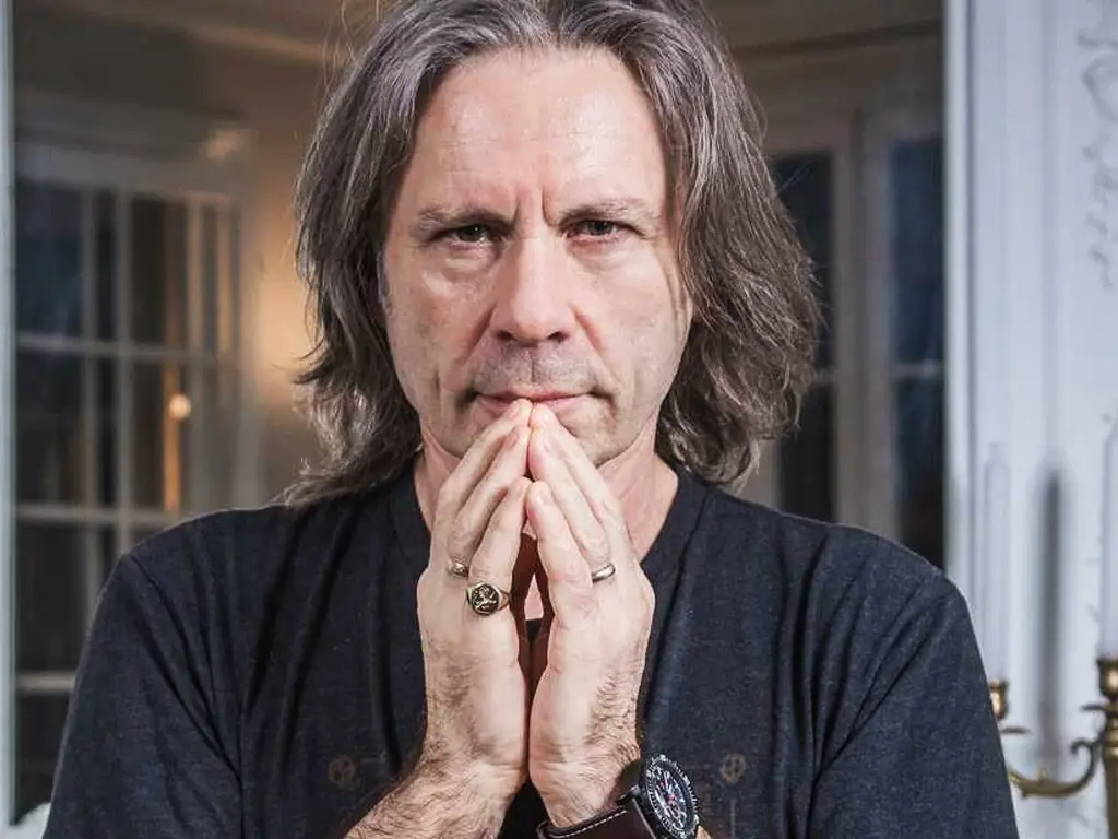 Bruce Dickinson