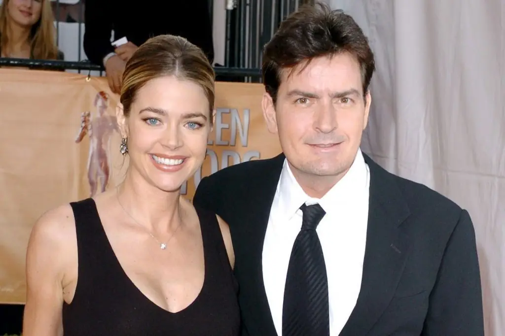 Charlie Sheen et Denise Richards