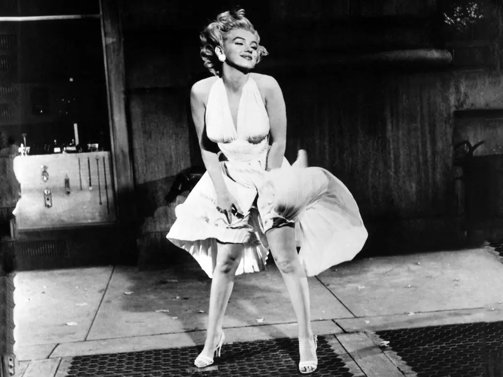 Robe blanche iconique de Marylin Monroe